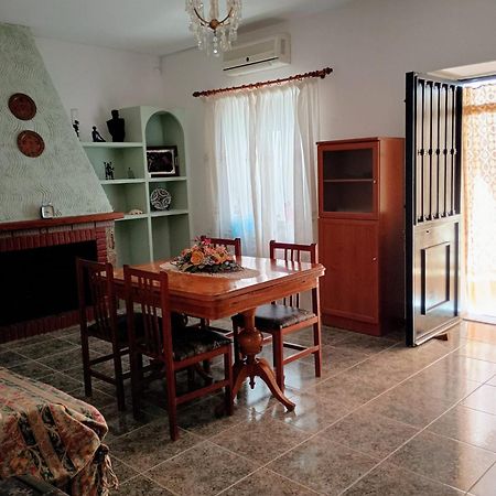 Vivienda Rural Los Iberos M&M, Castellar de Santisteban Kültér fotó